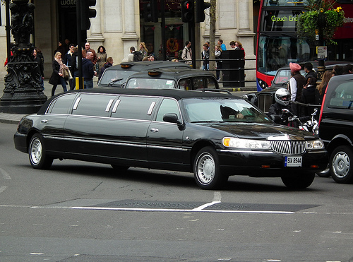 black limousine london