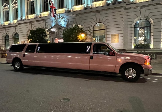 limousine pick up service