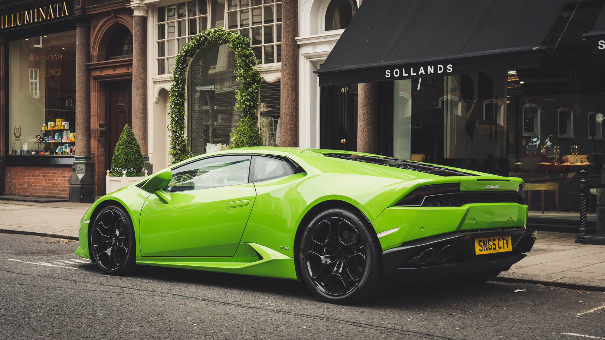 Sports Car Hire London Rent the Car of Your Dreams!